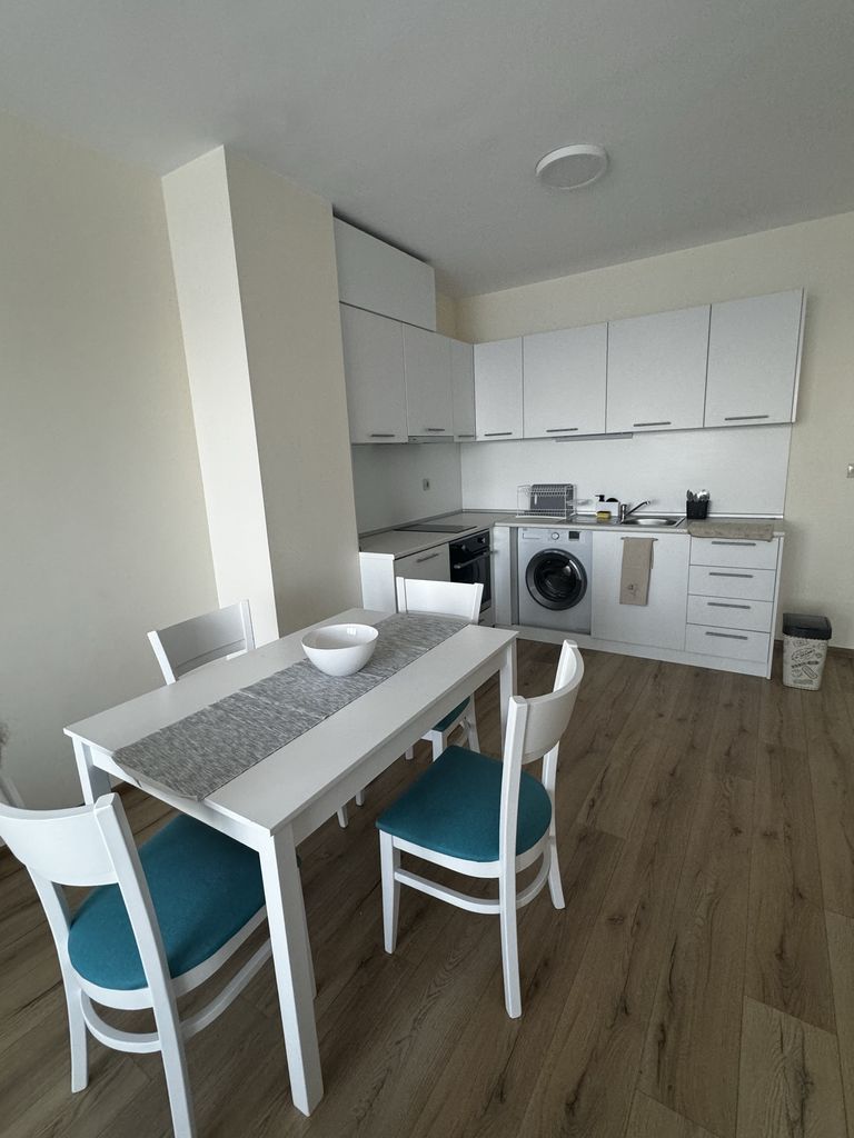 Дава се под наем Двустаен апартамент в Варна, м-т Зеленика - 71 кв.м за 600 € - Снимка #3