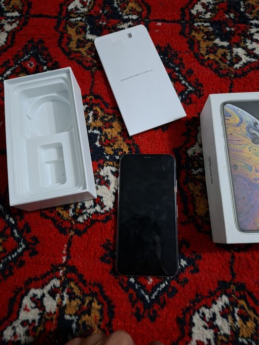 Айфон Xs 1 млн 200 минг сум келишамиз