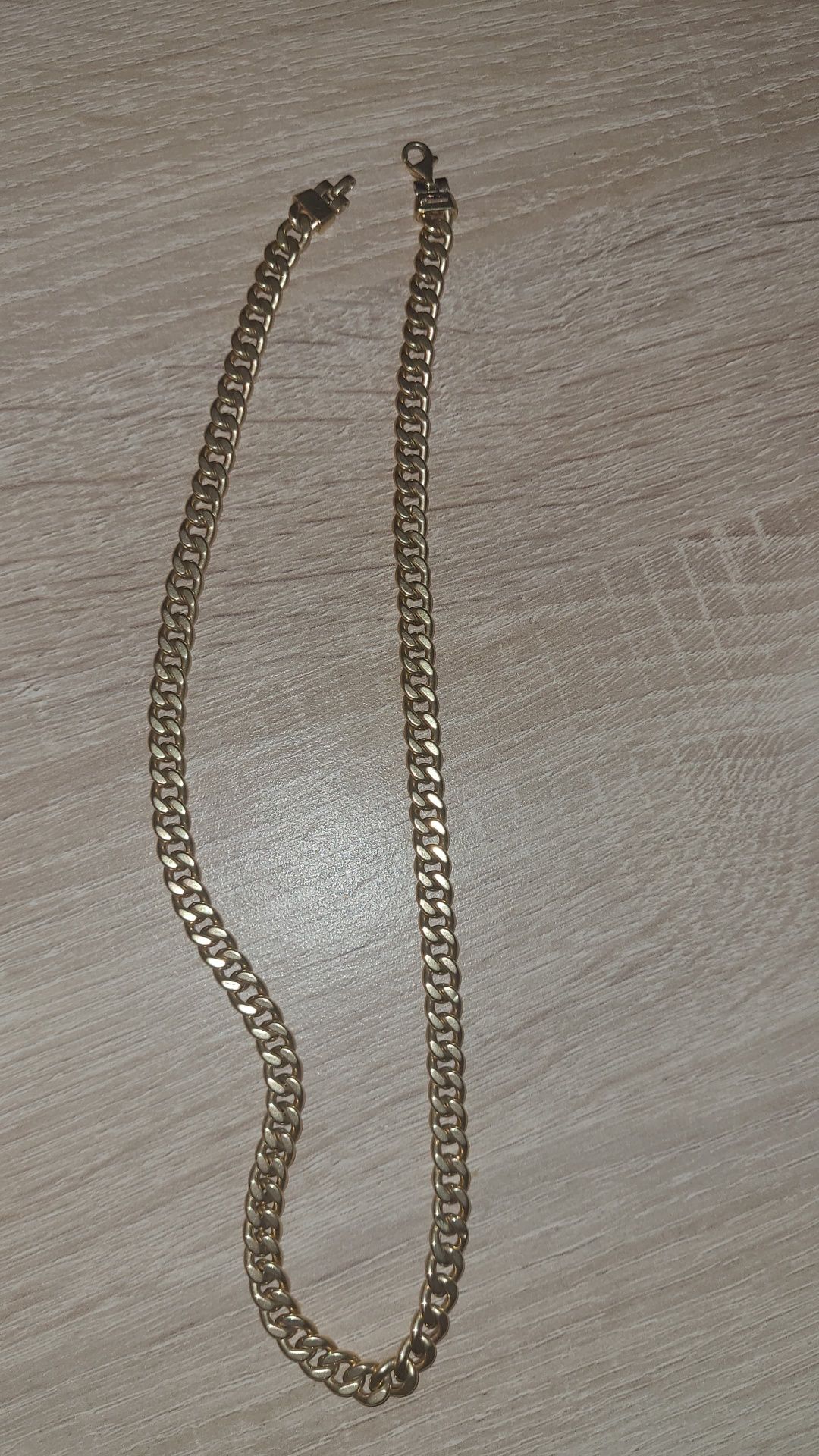 Lant aur Cuban  14 k