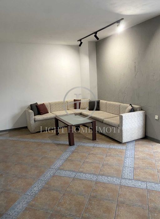 Продава се Тристаен апартамент в Пловдив, Кършияка - 64 кв.м за 2110 €/кв.м - Снимка #1