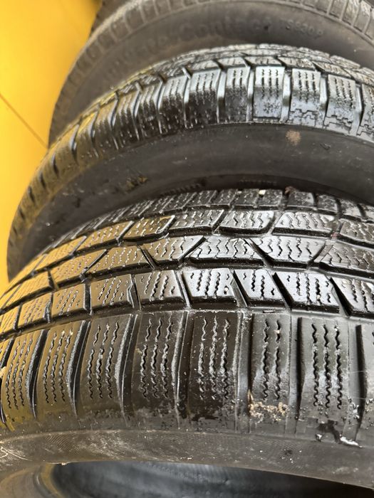 Anvelope de iarna 215/60/R16