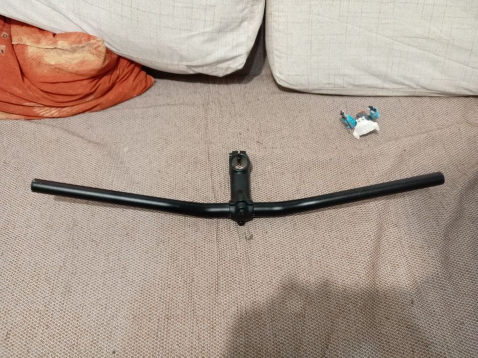 Vând pipă + ghidon noi