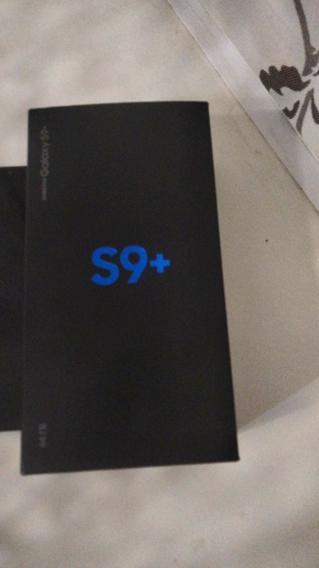 Samsung s9 plus в хорошем состоянии