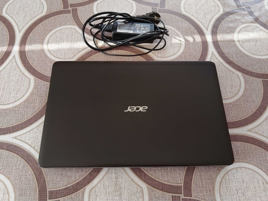 Лаптоп Acer Aspire E1-531G