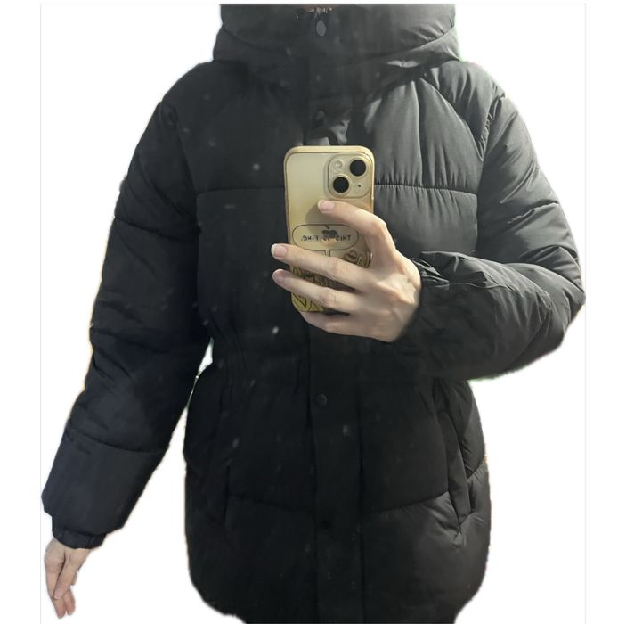 Приталенный пуховик на холлофайбере