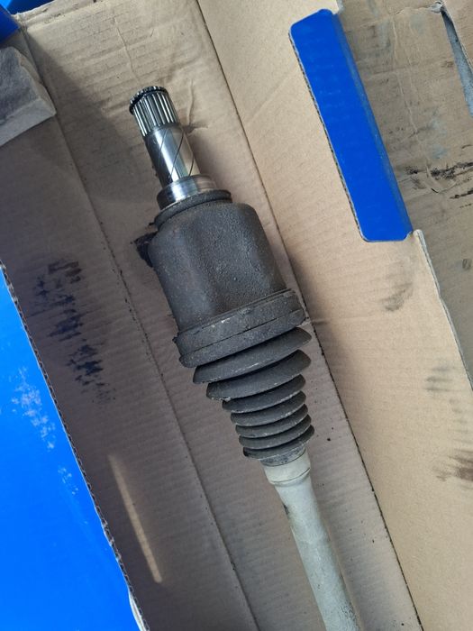 Vand planetare stanga dreapta dacia Logan an 2021 motor 1.2 benzina