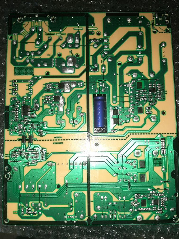 Sursa și placa de baza LG65UN71003LB