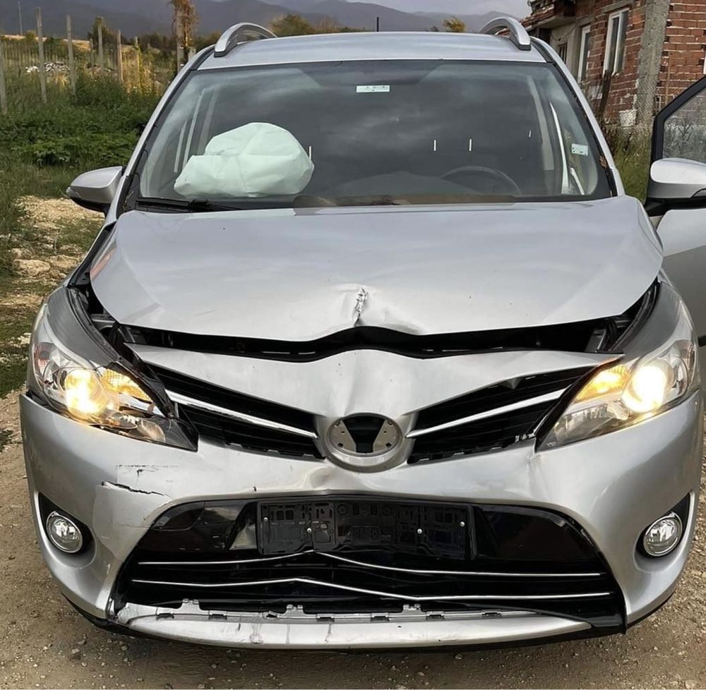 Toyota Verso 2.0 124кс и 1.6 112кс 2014г На части!