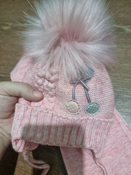 Цена за все вещи 0-9 мес Комбинезон платье слипы шапка шарф
Юнусобод 1