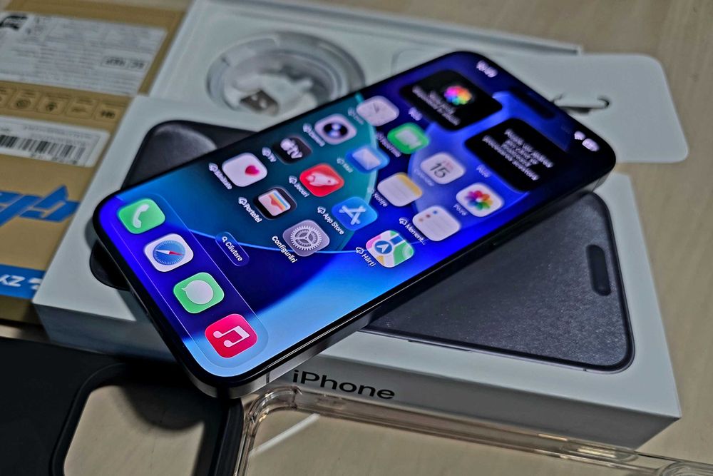 iPHONE 15 Pro Max,aspect de Nou !,funct.perfect !,pachet compl.+bonus