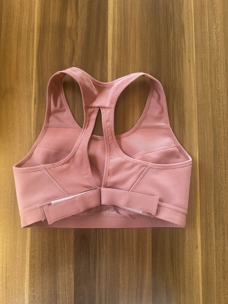 Спортен сутиен Nike оригинален