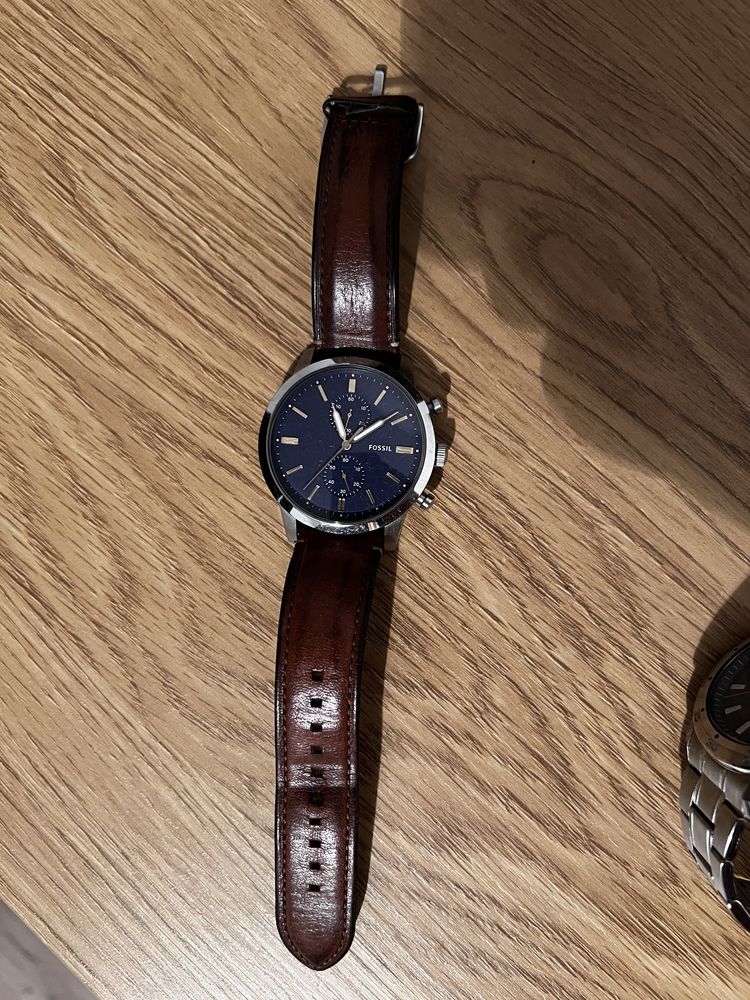 Ceas Fossil cu curea de piele