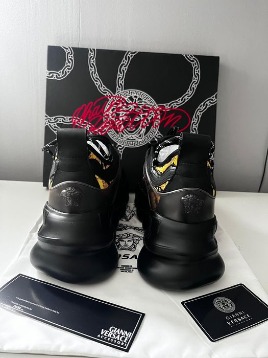 Adidas Versace Chain reaction