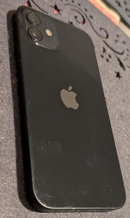 iPhone 12, 128Gb memorie, arată și funcționează foarte bine