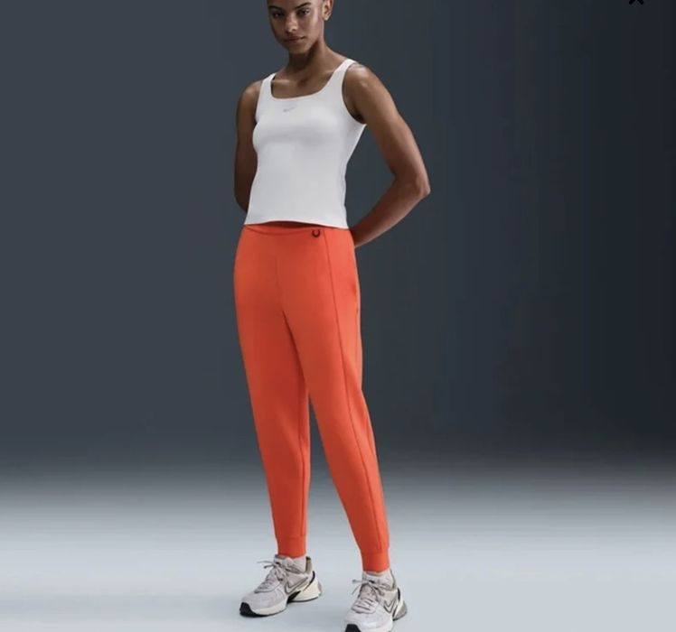 Дамско Долнище Nike W NK 24.7 DF MR JOGGER SOFT - HQ8184-633