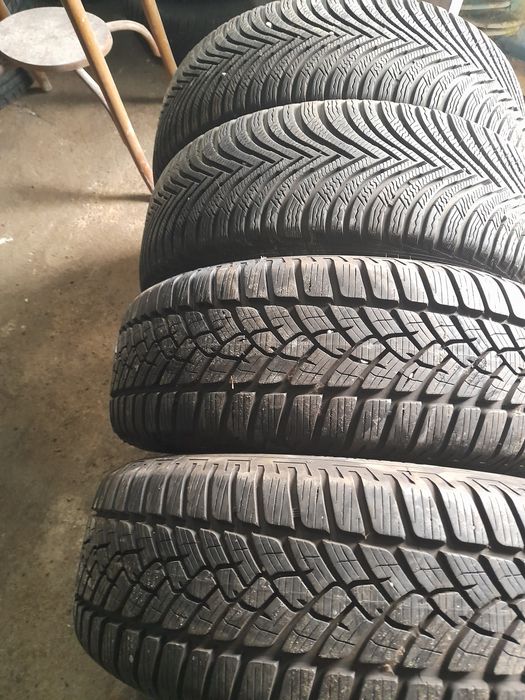 Set 4 Anvelope 215-65-16 M+S ca NOI au DOT 4623 cu Jante de Tiguan