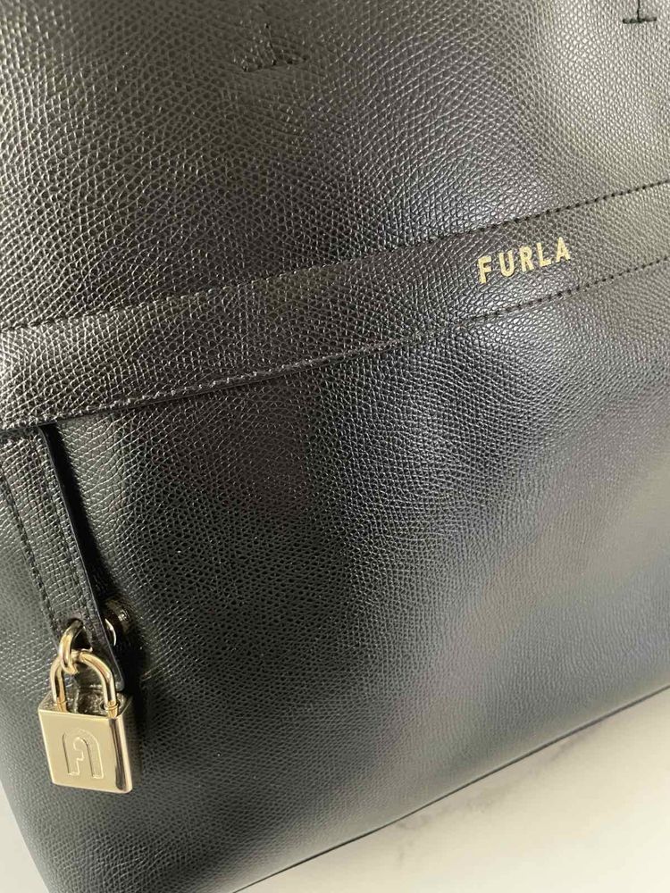 НОВА Дамска чанта Furla Piper BAHUFPI, ,Раница Rezerved,Коментар