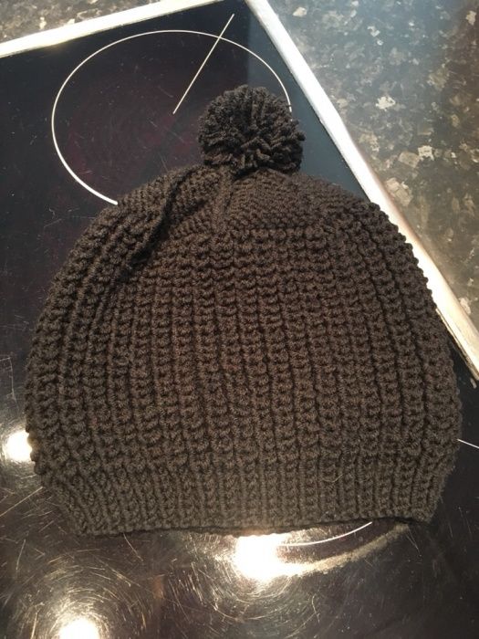 Шапки/шал яка ,ръчно изплетени!