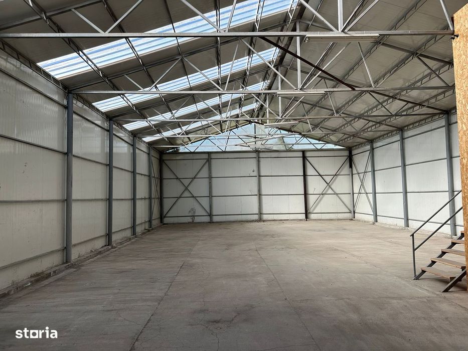 Hala zona Tarpiului 260 mp , 1035 mp teren