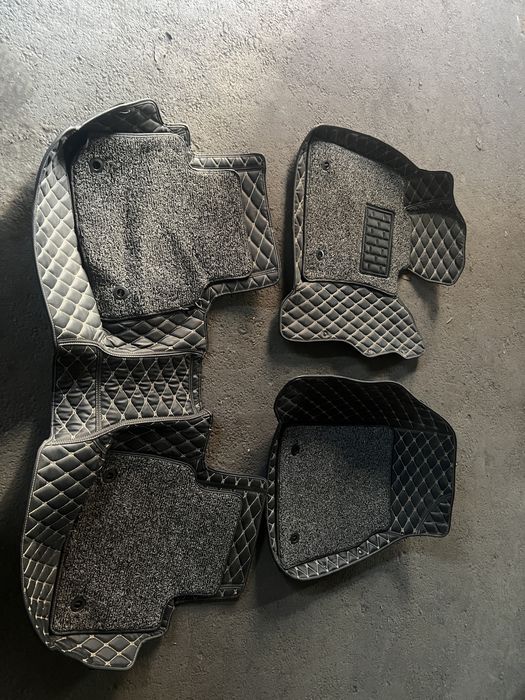 Продам коврики на камри 70