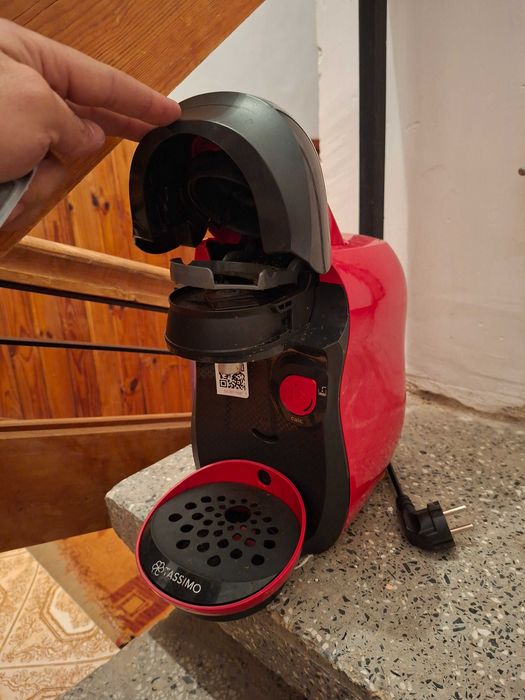 Продавам Кафе машина с капсули