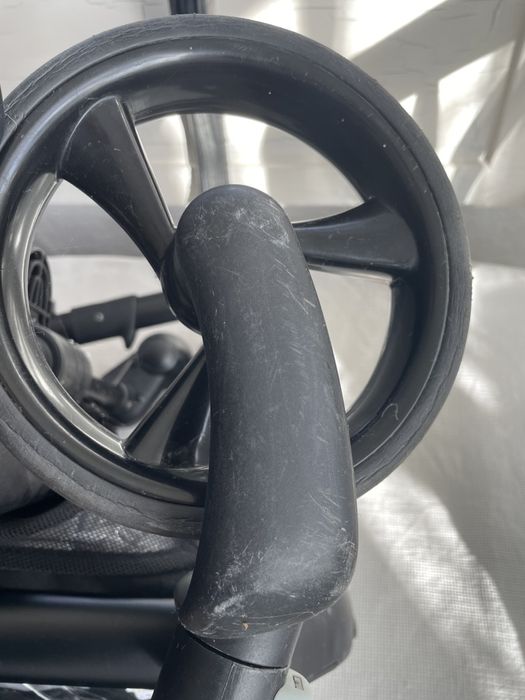 Carucior Mima Xari negru