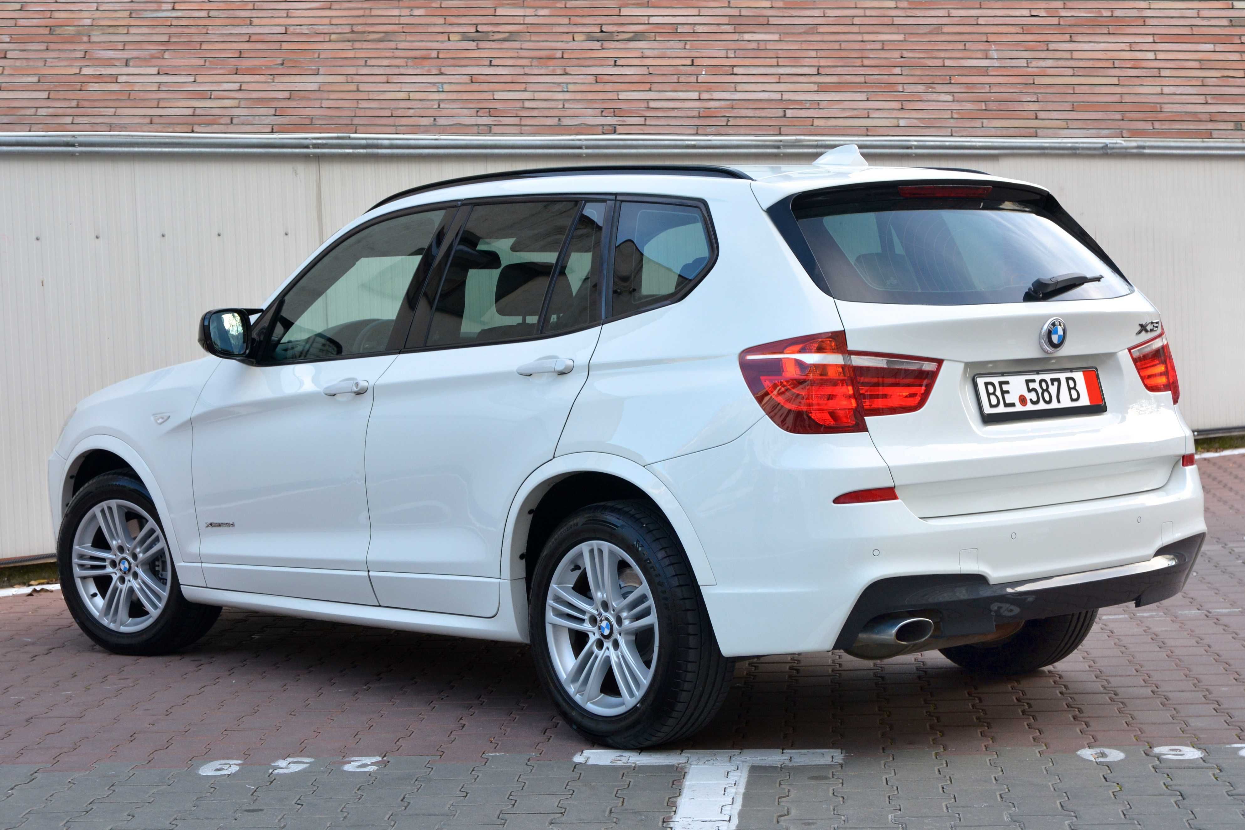 BMW X3 / M PAKET / X DRIVE / Automat / Keyless / Navi 3D