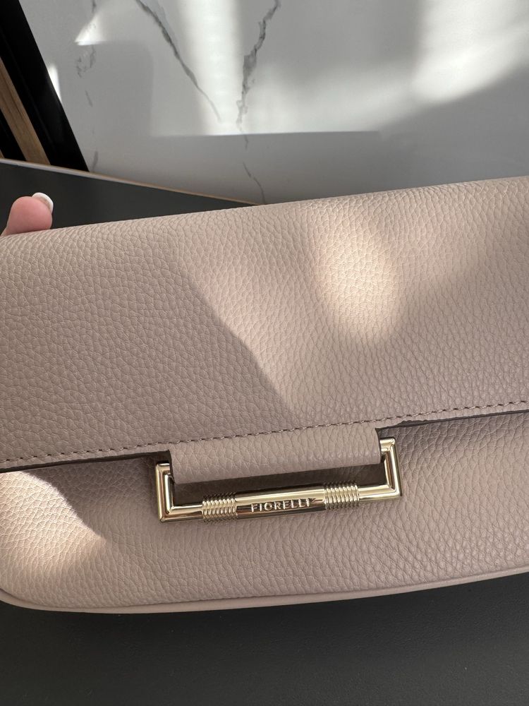 Дамска оригинална чанта Fiorelli