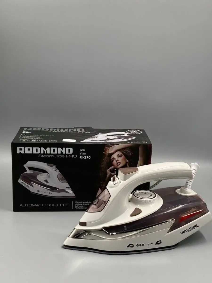 Утюг Redmond 2200 Вт.