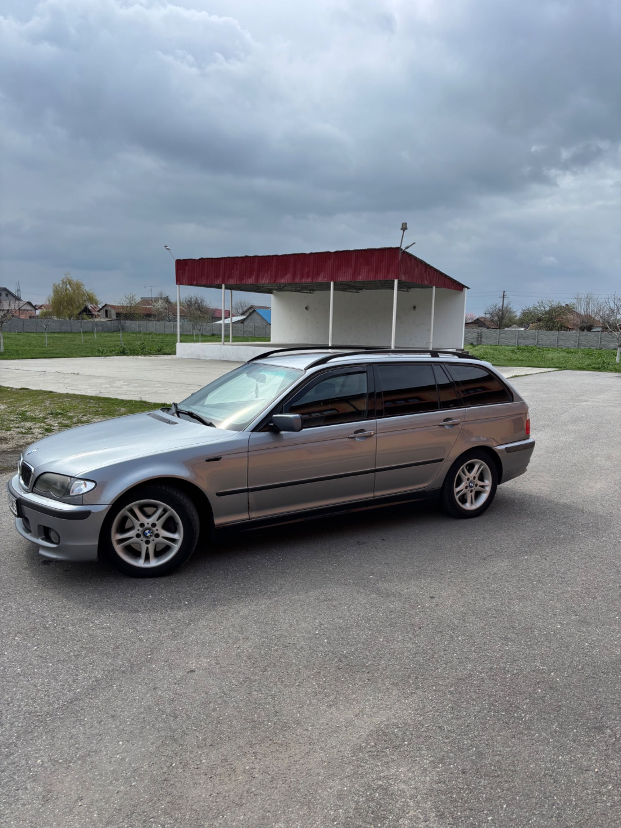 Vând BMW e46 break