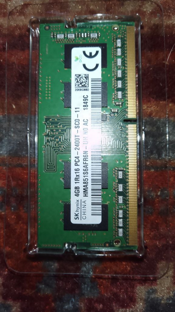 Memorie RAM-4 GB.  DDR4-Sodimm