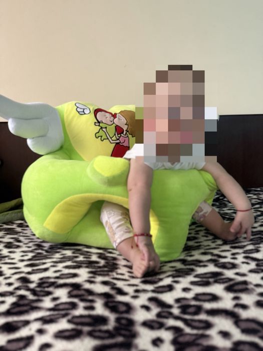 Fotoliu bebe nou.