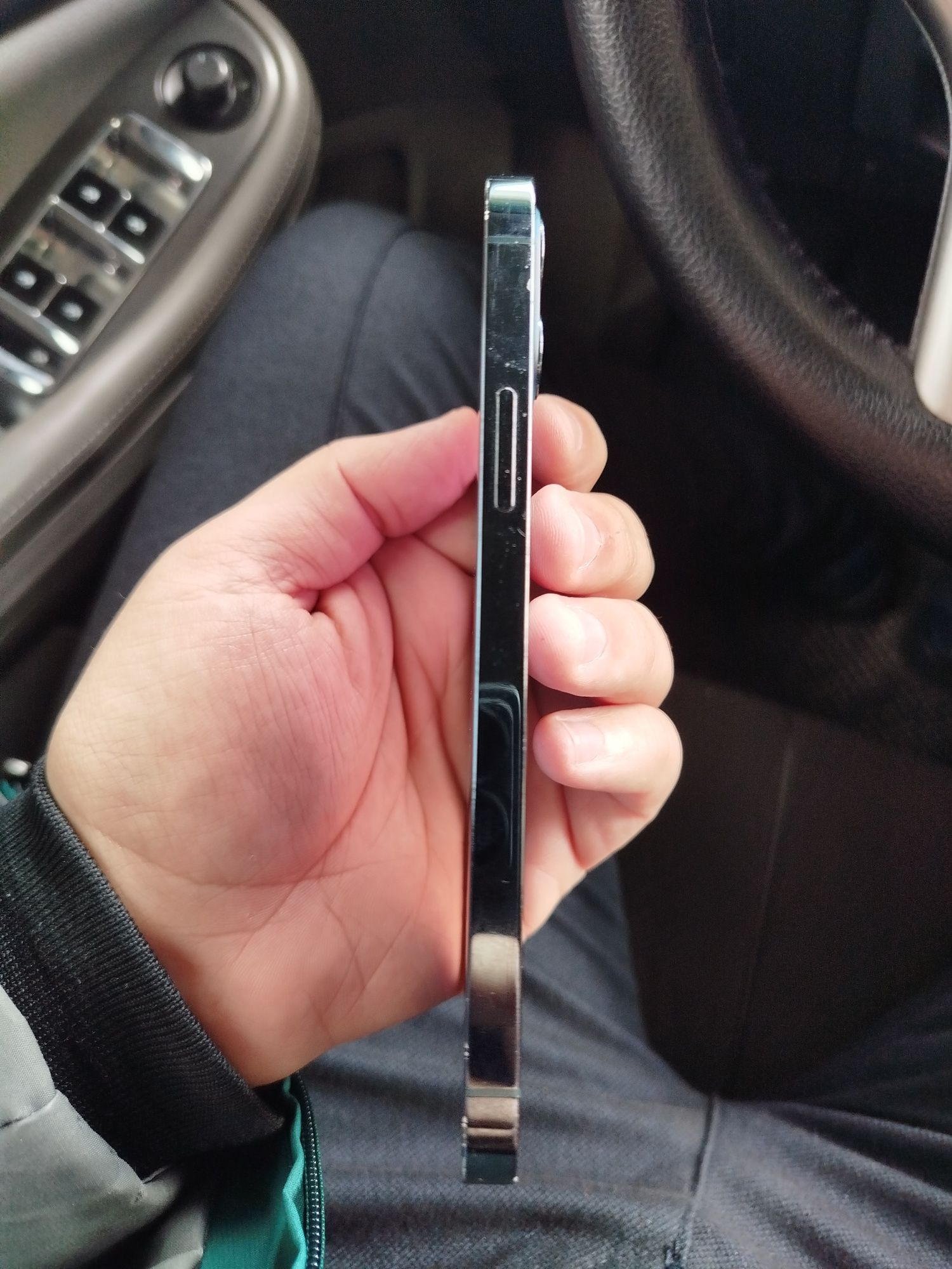 iPhone айфон 12 pro 128 73 ёмкость холати зор айби йук