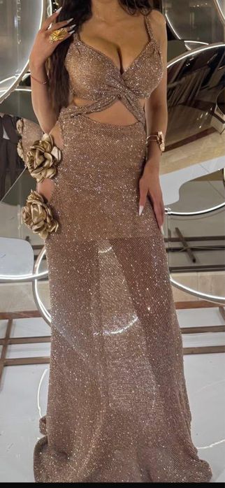 Rochie bust si fusta