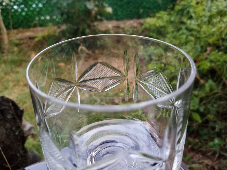 * Моника ромб * - кристален сервиз за ви.но !