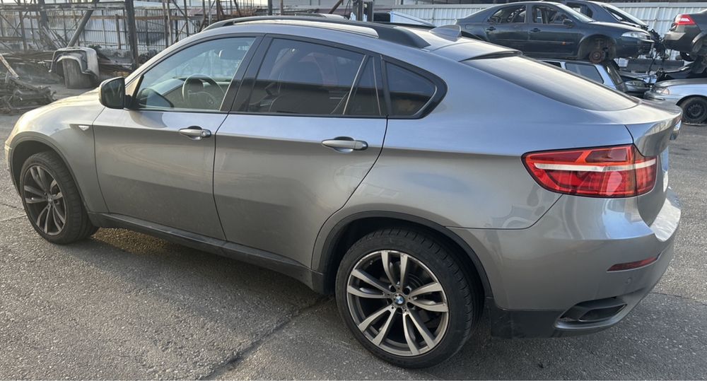 Dezmembram BMW x6 M50D E71 2013