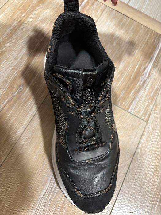 Дамски сникърси Guess