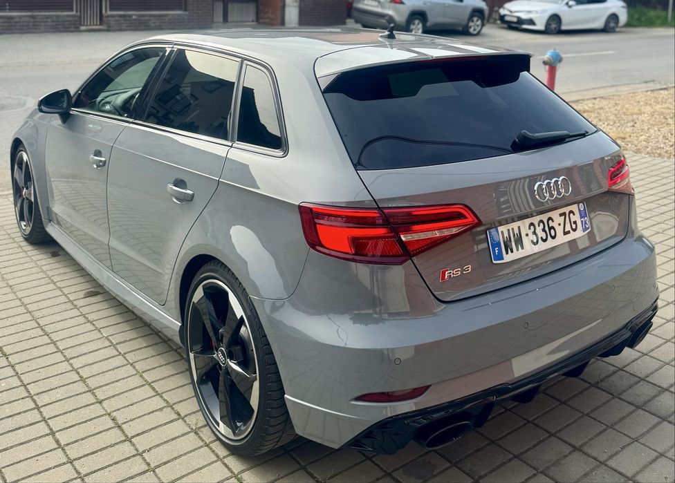 Vand Audi RS3 / SPORTBACK / 2.5TFSI / 400cai / Nardo Grey / IMPECABIL