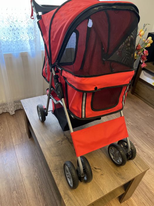 Carucior pentru plimbat animale