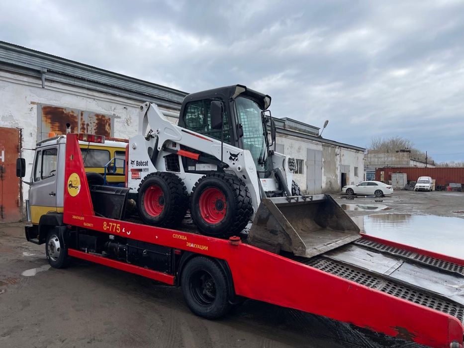 Услуги ямобура. Минипогрузчик. Буроям. Ямабур. Вилочный погрузчик.кара