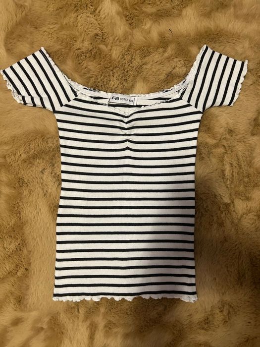 Top FB Sister mărimea XXS