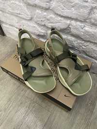 Nike trail sandal