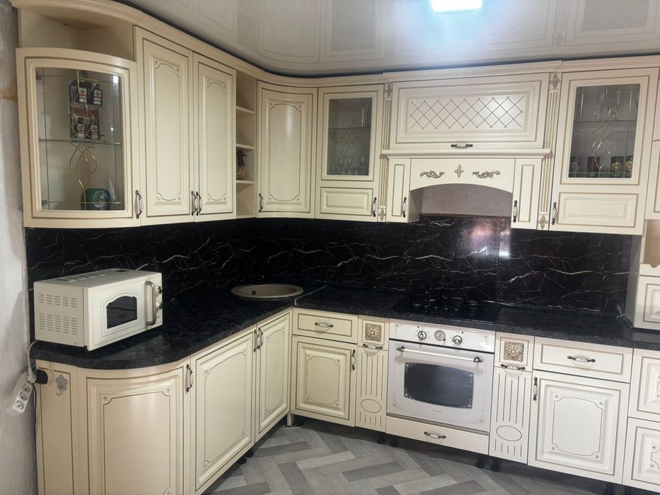 Продам кухонный гарнитур