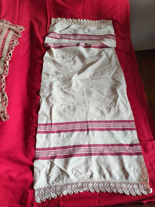 Продавам старинен пешкир