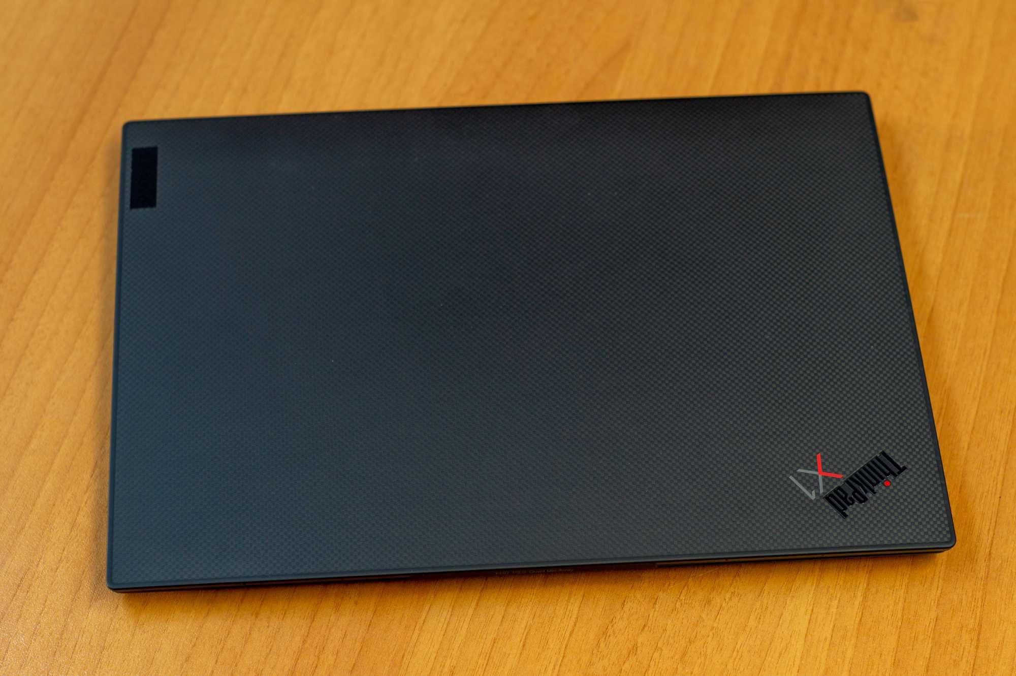 Lenovo ThinkPad X1 Carbon Gen 10 / i5-1240P / 16GB / 512GB / Touch