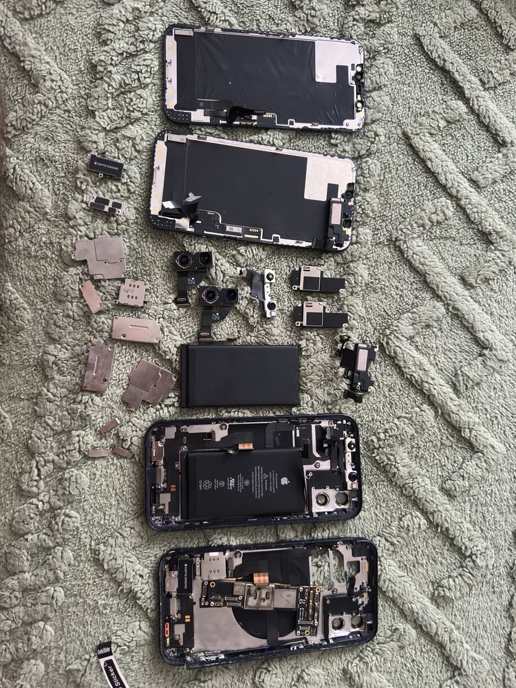 Piese iphone 12….