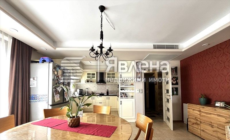 Продава се Къща в Варна, Чайка - 344 кв.м за 1250 €/кв.м - Снимка #5