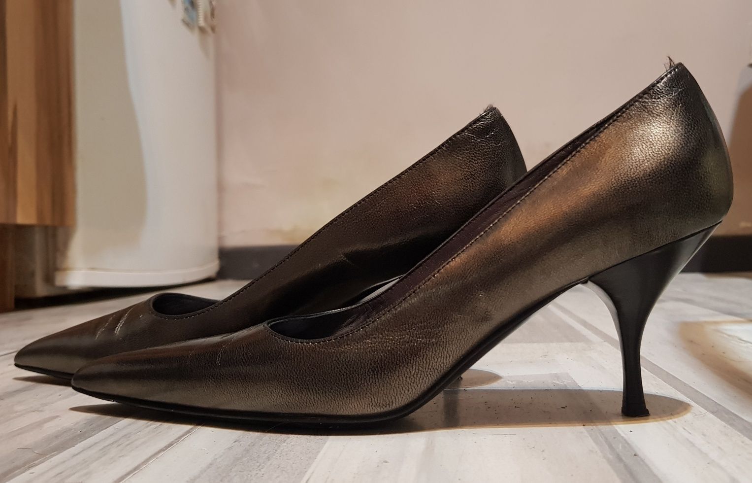 Pantofi Prada 37, piele naturală, produs original