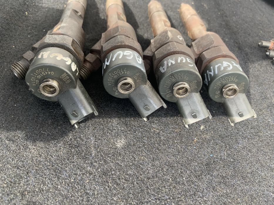 Injector Opel Vivaro CDTI 1.9 DCI Renault Laguna 2 Master 0445110021