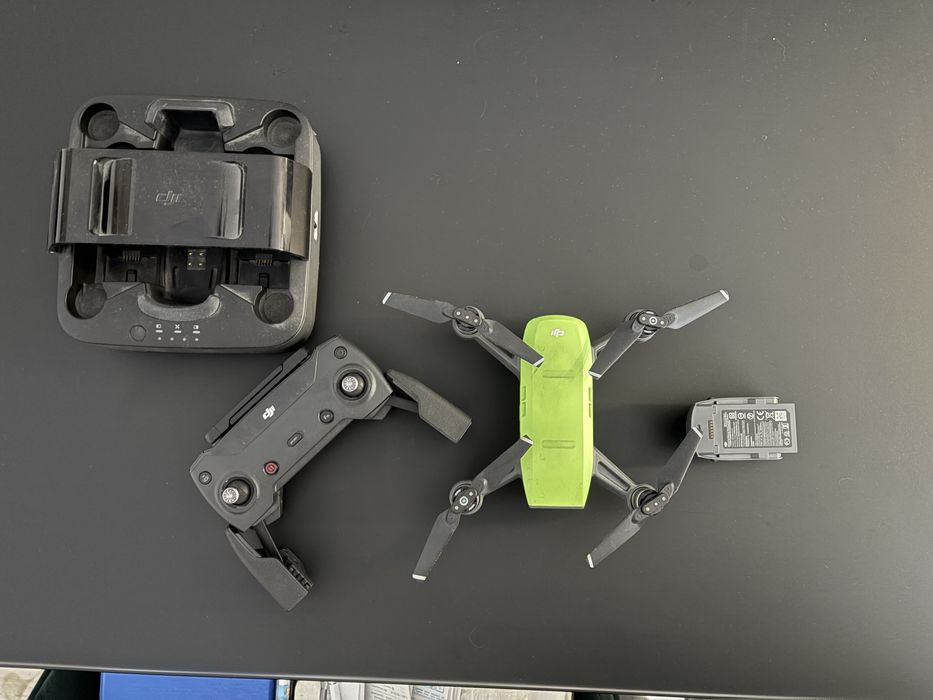 Dji spark pachet combo